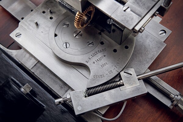 BREGUET_QDL_GUILLOCHEUSES